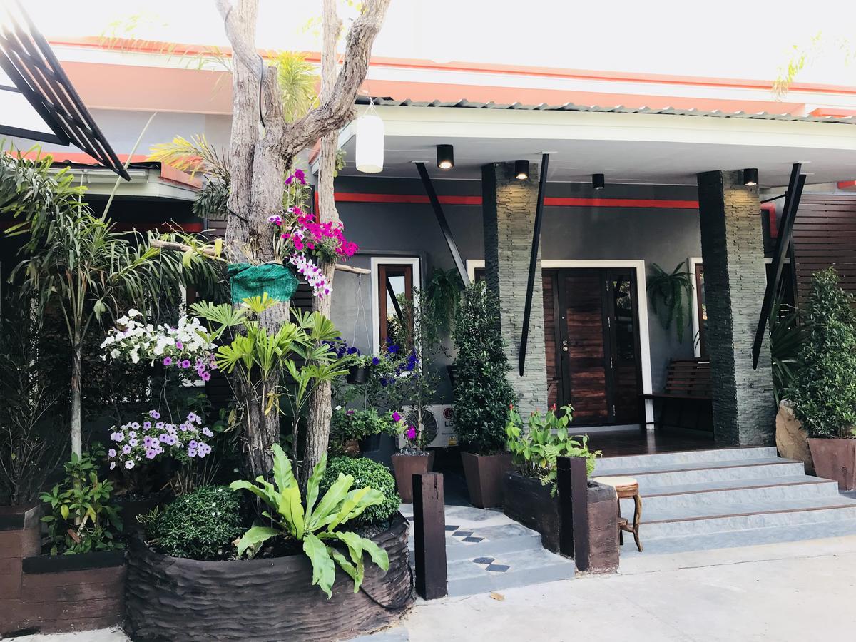 Khum Lanna Boutique Hotel Sisaket Exterior photo