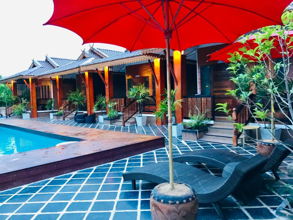 Khum Lanna Boutique Hotel Sisaket Exterior photo